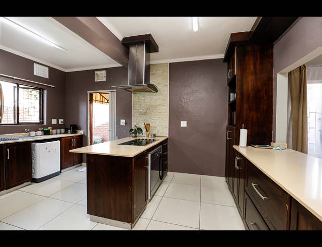 3 BEDROOM TOWNHOUSE FOR SALE IN MUSGRAVE